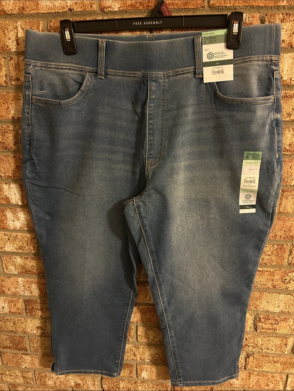 Terra&Sky Women’s Size 1X Denim Jeans Capri - Light Blue